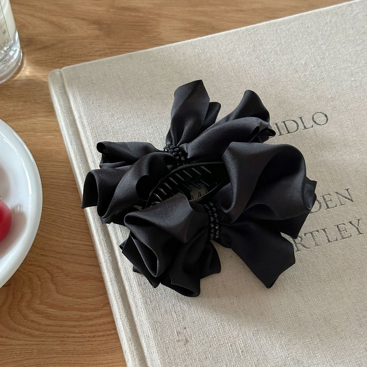 Korean Style High-End Feel Bow - Hi Tech Accessories review and price