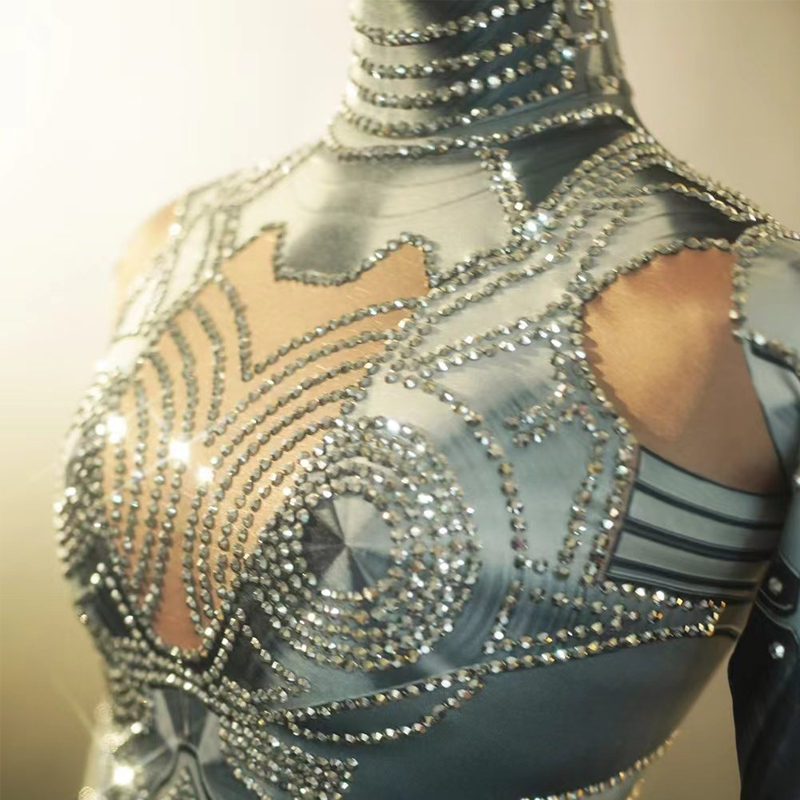 Tech Style Stretch Rhinestones - Tech Queen review and price