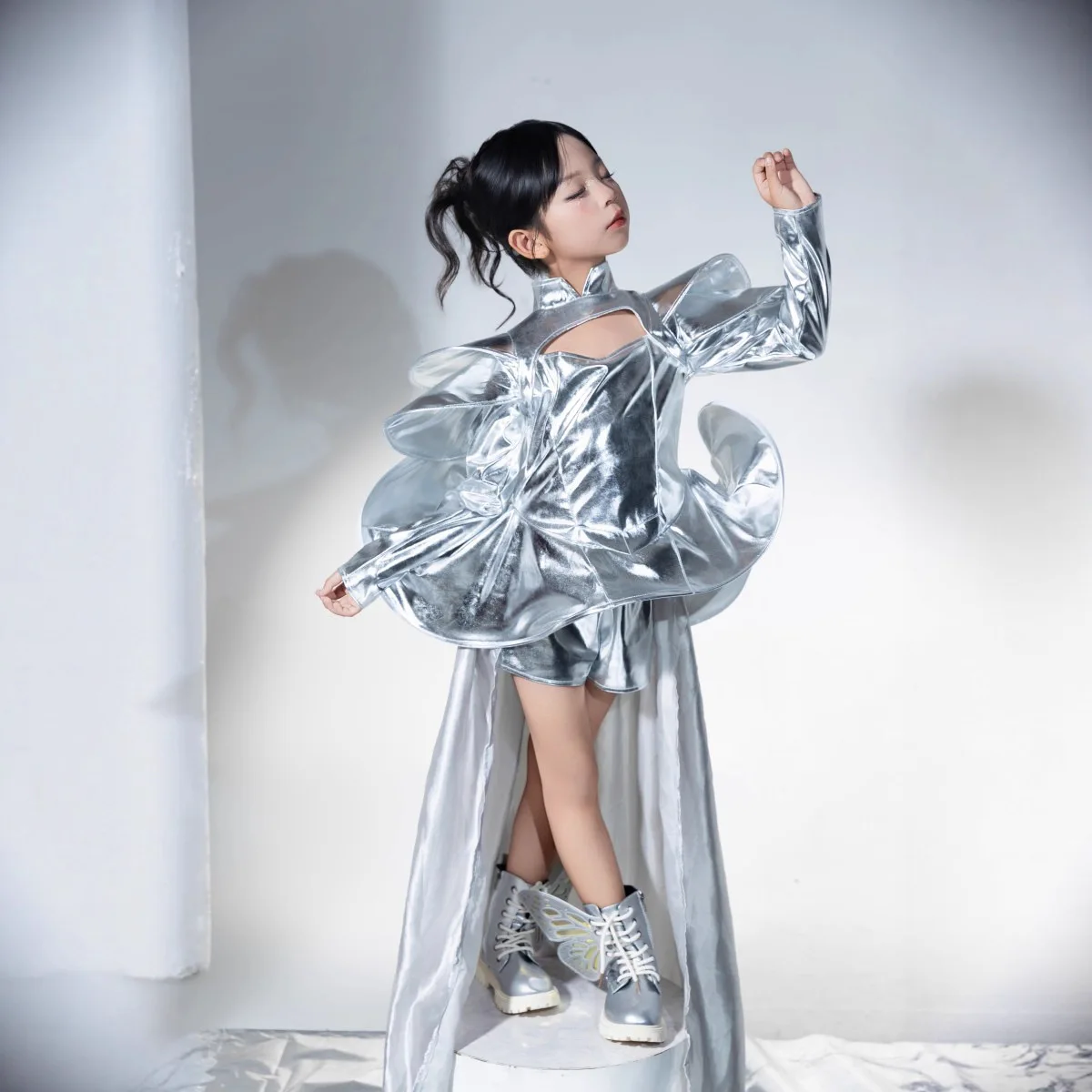 Girls Silver Jazz Dance Univer - Tech Queen review and price