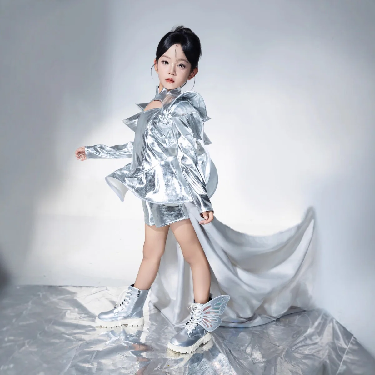 Girls Silver Jazz Dance Univer - Tech Queen review and price
